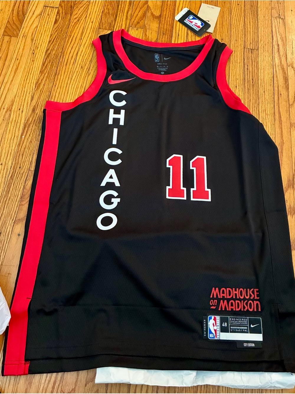 Brand new Authentic Nike Black & Red Chicago Vertical Basketball Jersey - #11